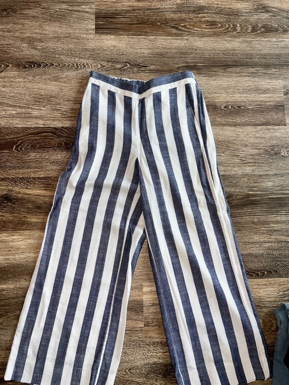 Banana Republic Rowan Wide-Leg Blue White Striped Pants Size 0